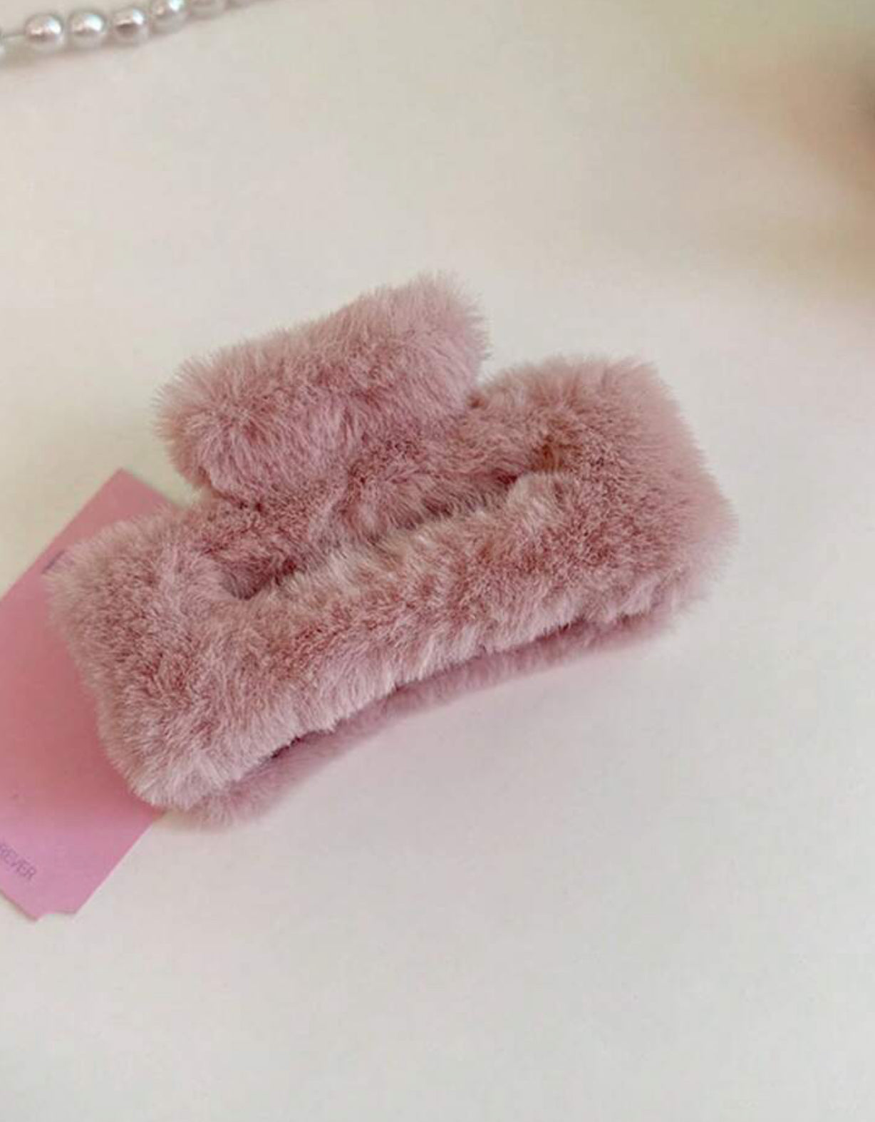 Essential Fur Hair Clip Singles