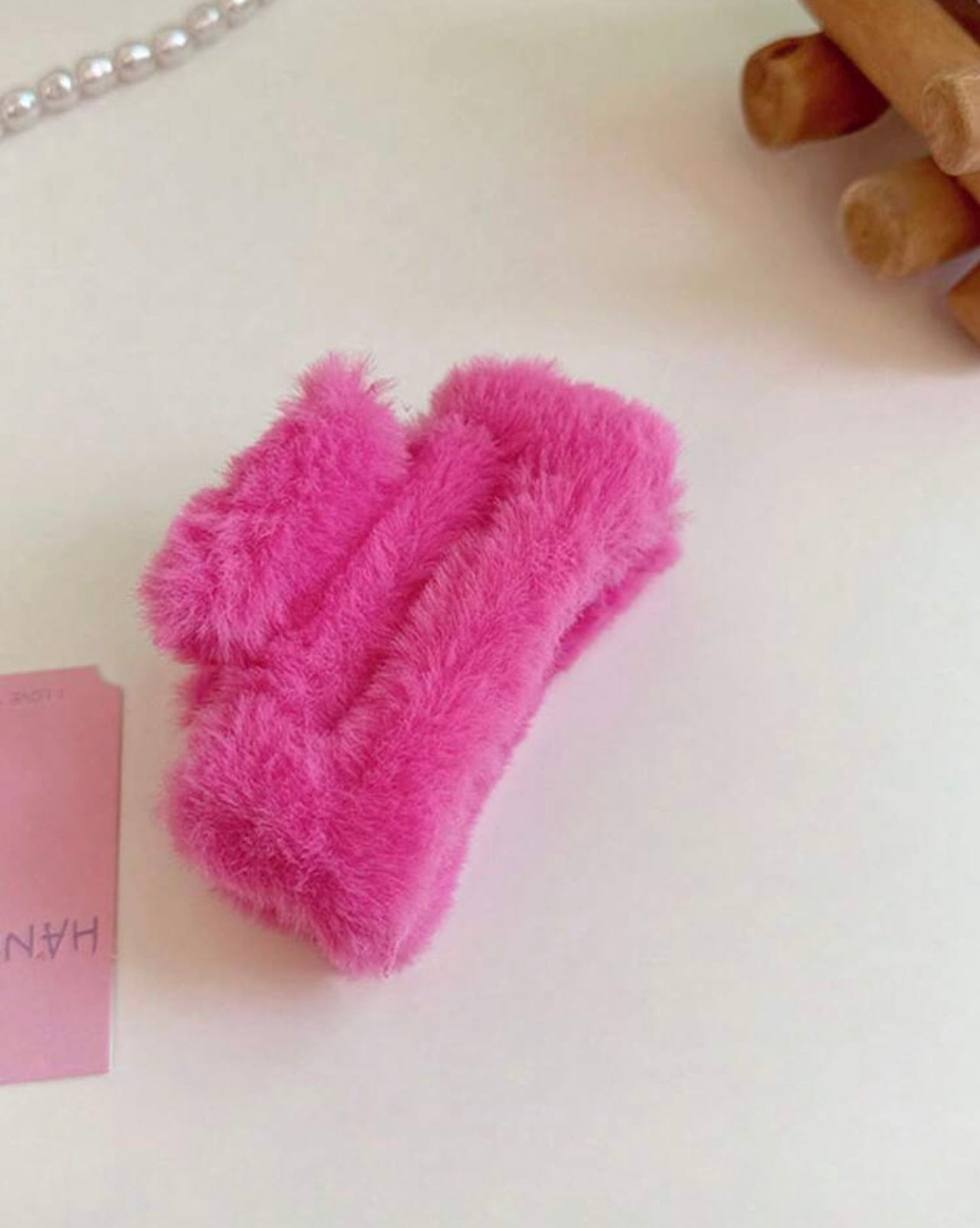 Essential Fur Hair Clip Singles